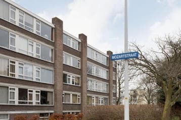 Te Huur 4 Kamer Appartement Mozartstraat In Leiden, Huizen en Kamers, Huizen te huur, Direct bij eigenaar, Leiden, Appartement