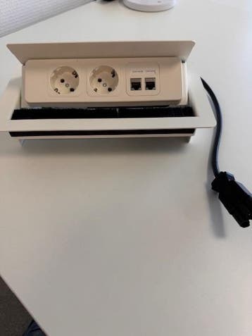 AH Meyer Netbox MEB3 elektrificatie bureau, Vergader- of Presentatieruimte, Ophalen of Verzenden, Gebruikt