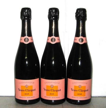 Veuve Clicquot, Rosé - Champagne Brut - 3 Flessen (0.75, Verzamelen, Nieuw
