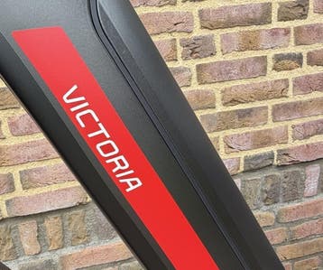 Nieuwe Victoria Avyon.56 cm.750wh.Bosch performance cx hmb, Fietsen en Brommers, Overige merken, Nieuw, Ophalen of Verzenden, 50 km per accu of meer