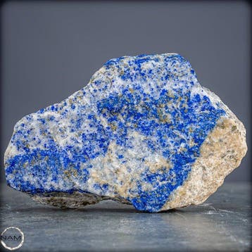 Natuurlijke ruwe lapis lazuli met intens ultramarijnblauw en
