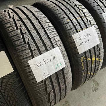 2 x Nokian WR 235-55-17 Winterbanden 6mm, Gebruikt, 17 inch, 235 mm, Band(en)