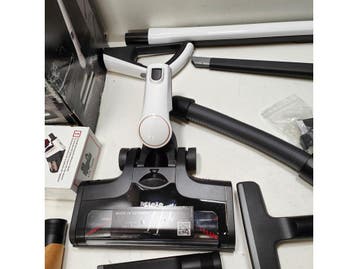 Miele Triflex HX2 - CarCare - Draadloze stofzuiger, Witgoed en Apparatuur, Stofzuigers, Verzenden, Zo goed als nieuw
