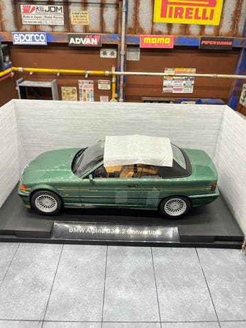 MCG 1:18 - Modelauto - BMW Alpina B3 3.2 E36 Cabrio with, Nieuw