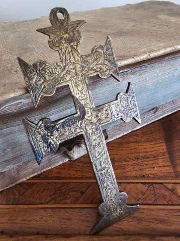Kruis - Messing - de 18e eeuw