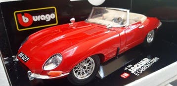 Bburago 1:18 - Modelauto - Jaguar E-type Cabriolet (1961), Nieuw