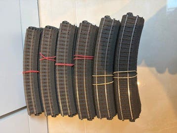 Märklin H0 - 24130 - Modeltreinsporen (60) - 60 C-Rails R1, Nieuw