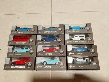 Welly 1:55 - Modelauto (12) - Hummer trabant Subaru Lotus -, Nieuw
