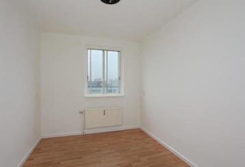 Te Huur 4 Kamer Appartement Drinkwaterweg In Rotterdam, Rotterdam, Direct bij eigenaar, Appartement, Rotterdam