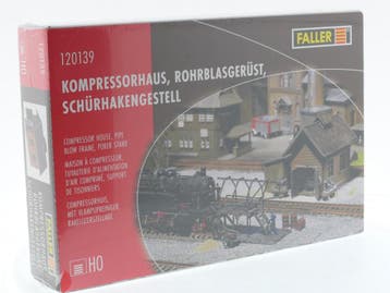 Schaal H0 Faller 120139 Compressorhuis Met Vlampijpeinige..., Hobby en Vrije tijd, Ophalen of Verzenden, Gebruikt, Brug, Tunnel of Gebouw