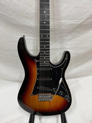 Lintage Guitars - STR-01-SB (ST-Style, 3-tone Sunburst) - -, Nieuw