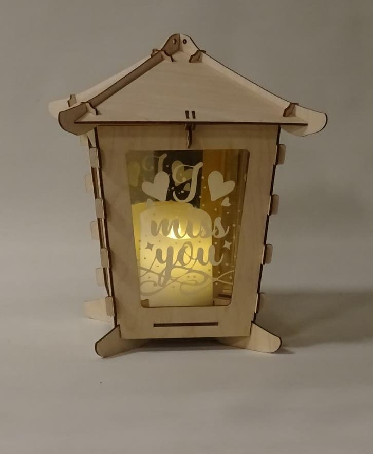 Houten lantaarn met gepersonalisserde tekst en/of afbeelding, Huis en Inrichting, Lampen | Overige, Nieuw, Verzenden