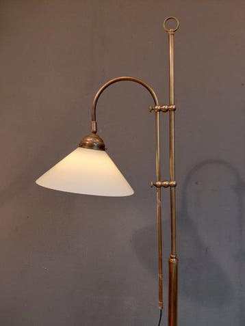 Staande lamp - Opaline glas - Berliner - 1 Lights, Antiek en Kunst