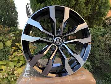 19 / 20 / 21 inch VW Suzuka look velgen Tiguan Passat T-Roc, Ophalen of Verzenden, Nieuw, 20 inch, Velg(en)