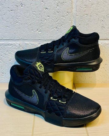 Nike - x Lebron James Witness P47 - Sneakers - Maat: EU 47 -, Kleding | Heren, Schoenen, Nieuw