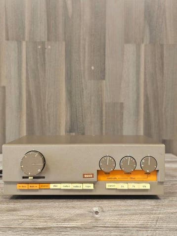 Quad - 33 Solid state voorversterker, Nieuw