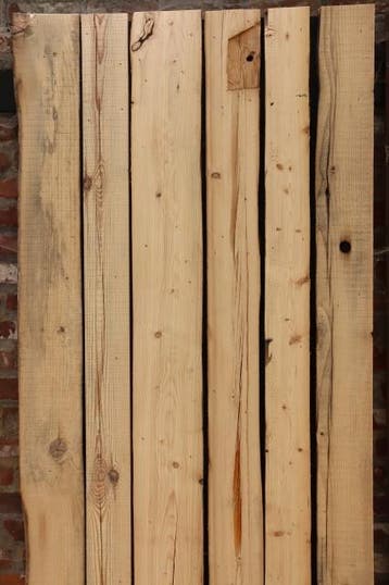 oude barnwood planken met her en der schorsrand, Gebruikt, Minder dan 25 mm, Grenen, 250 tot 300 cm