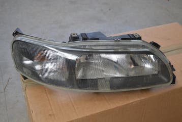 Volvo V70 Koplamp rechts 2000 - 2004, Ophalen of Verzenden, Gebruikt, Volvo