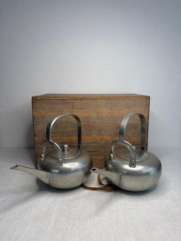 Theepot - Tin - met metalen handvat, Antiek en Kunst