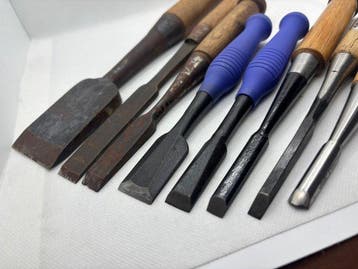 sculptuur, Vintage Japanese chisels - 29 cm - IJzer