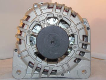 Dynamo 125A Renault Nissan Volvo nieuw, Verzenden, Nieuw