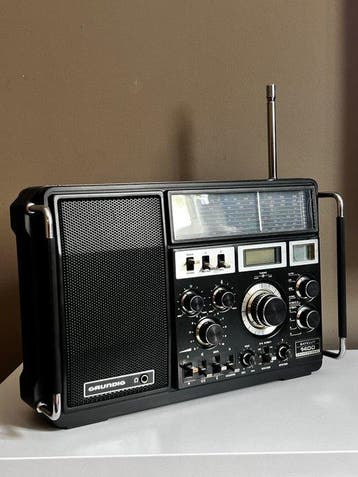 Grundig - Satellit 1400 Radio, Nieuw