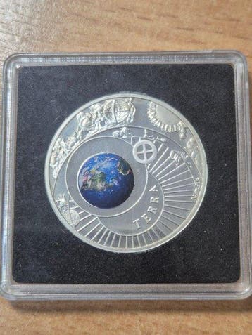Wit-Rusland. 10 Roubles 2012 / The Earth - The Solar System