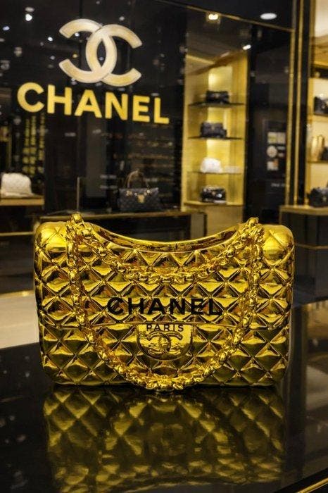 GF Exclusives - Chanel Bag Chrome Gold Sculpture Artwork By:, Antiek en Kunst, Kunst | Designobjecten