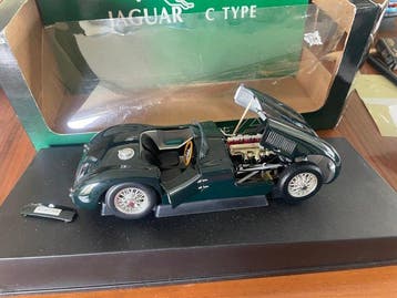 Autoart 1:18 - Modelauto - Jaguar C-Type, Nieuw
