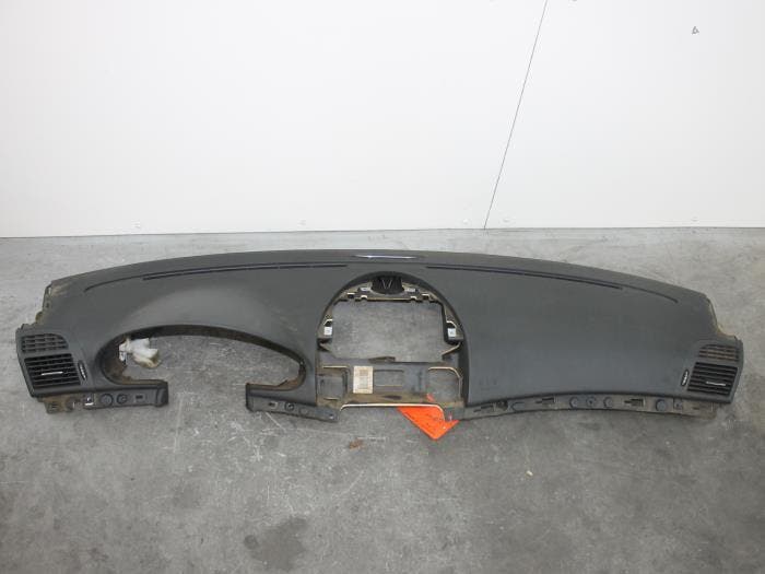 Dashboard Mercedes E-Klasse O81379, Auto-onderdelen, Interieur en Bekleding, Ophalen of Verzenden