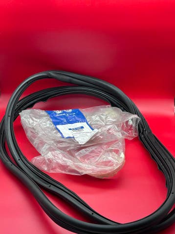 Alfa Romeo GTV deurrubber, Auto-onderdelen, Verzenden, Nieuw, Oldtimer onderdelen