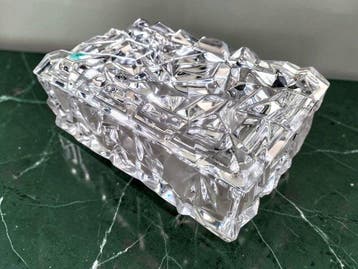 Tiffany & Co. - Pot - Kristal - „Rock Cut“ – grote sieraden-