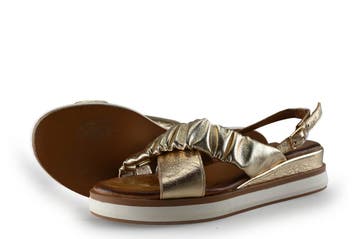 Inuovo Sandalen in maat 39 Goud, Kleding | Dames, Overige kleuren, Verzenden, Inuovo, Sandalen of Muiltjes