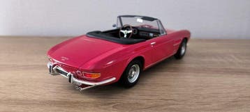 KK-Scale 1:18 - Modelauto - Ferrari 275 GTS Pininfarina, Nieuw