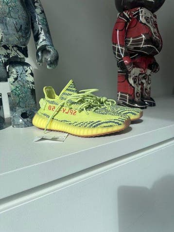 Adidas - YEEZY BOOST 350 V2 - Sneakers - Maat: EU 42, Nieuw