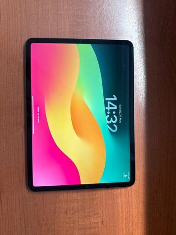 Apple iPad Pro 11 inch Cellular + WiFi 256GB - Computer (1), Nieuw
