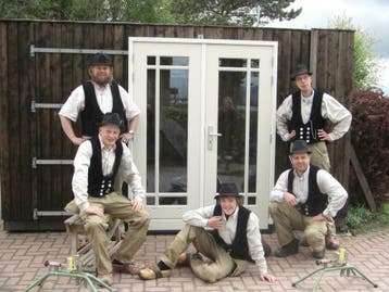 Tuindeuren, garagedeuren, Voordeuren,  Kozijnen,  HR++ glas, Garantie, Deuren of Kozijnen
