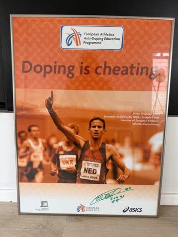 Simon Vroemen - Nederland - Doping is cheating., Nieuw