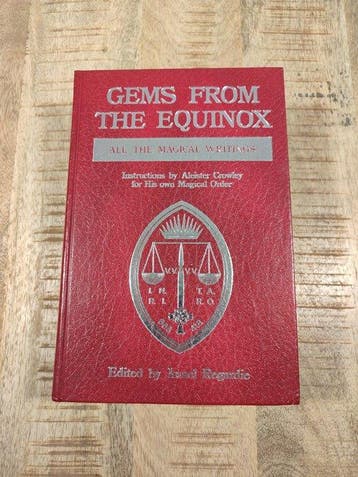 Aleister Crowley; Israel Regardie - Gems From The Equinox -, Antiek en Kunst