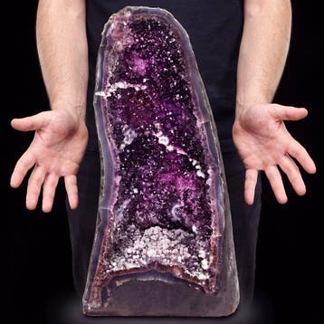 Vivid Amethyst - Geode - 47x22x22 cm- 22 kg