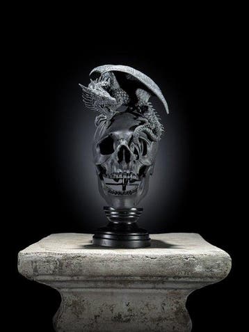 Beeld, NO RESERVE PRICE - Human Skull Dragon on custom stand