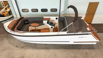 Reitdieper 730 Tender | Honda 100 pk | Vaarklaar, Watersport en Boten, Sloepen, Nieuw, Polyester, Benzine, Buitenboordmotor