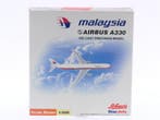 Schaal 1:500 - Schuco/Star Jets 355 7615 -  Malaysia Airw..., Ophalen of Verzenden, Gebruikt