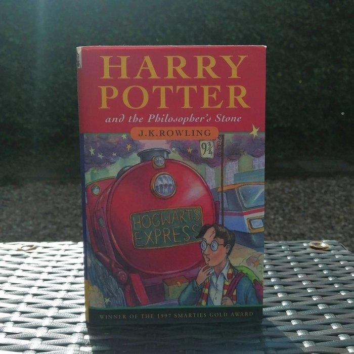 JK Rowling - Harry Potter and the Philosophers Stone - 1998, Antiek en Kunst, Antiek | Boeken en Bijbels