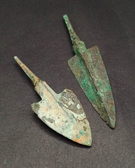Bronstijd Brons Pijlpunten - 75 mm (Zonder minimumprijs), Antiek en Kunst, Antiek | Overige Antiek