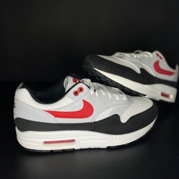 Nike Air Max 1 Chili 2.0, Kleding | Heren, Schoenen, Verzenden, Nike, Nieuw, Sneakers of Gympen