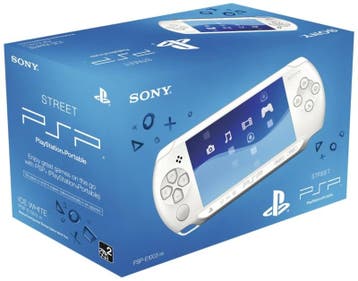 PSP Street E1000 Wit in Doos (Nette Staat), Spelcomputers en Games, Spelcomputers | Sony PSP, Ophalen of Verzenden, Zo goed als nieuw