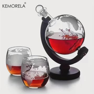 Luxe Whiskey Decanter Set in Wereldbol Design met Houten Sta, Verzenden, Nieuw