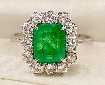 Ring - 18 karaat Witgoud Smaragd - Diamant, Nieuw