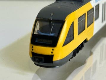 Minitrix N - 12585 - Treinstel (1) - Dieseltreinstel Lint, Nieuw